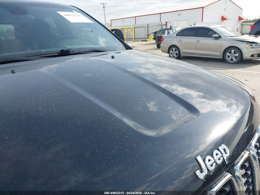 Jeep Grand cherokee * LAREDO* KEYLESS* Camera* ПОДГРЕВ* , снимка 9 - Автомобили и джипове - 55060282