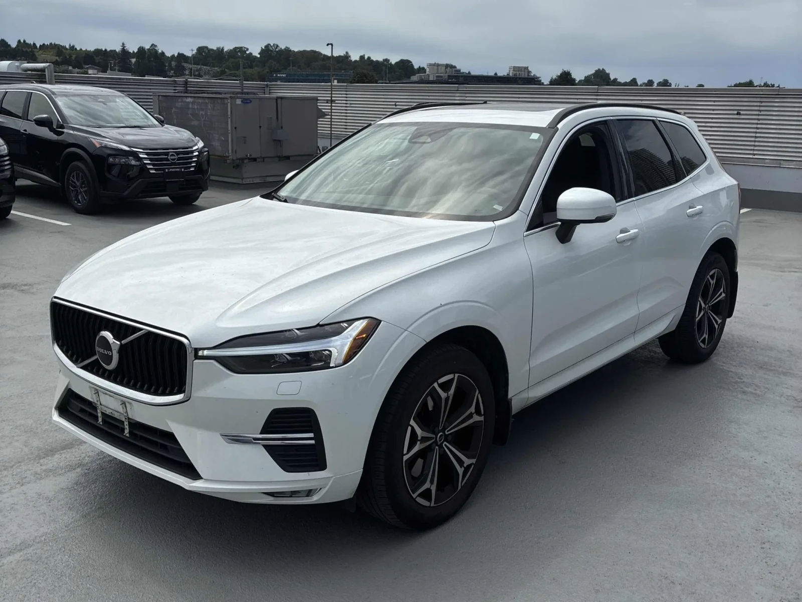 Volvo XC60 Momentum * 2 КЛЮЧА * ПАНОРАМА * ПОДГРЕВИ * CARFAX