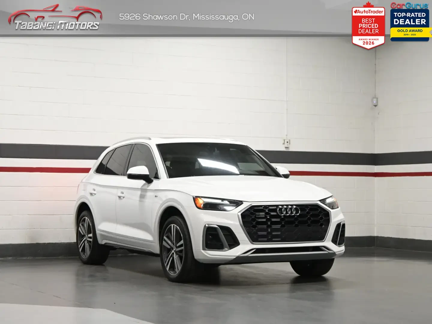 Audi Q5 Progressiv S-Line* PANORAMA, снимка 2 - Автомобили и джипове - 55376991
