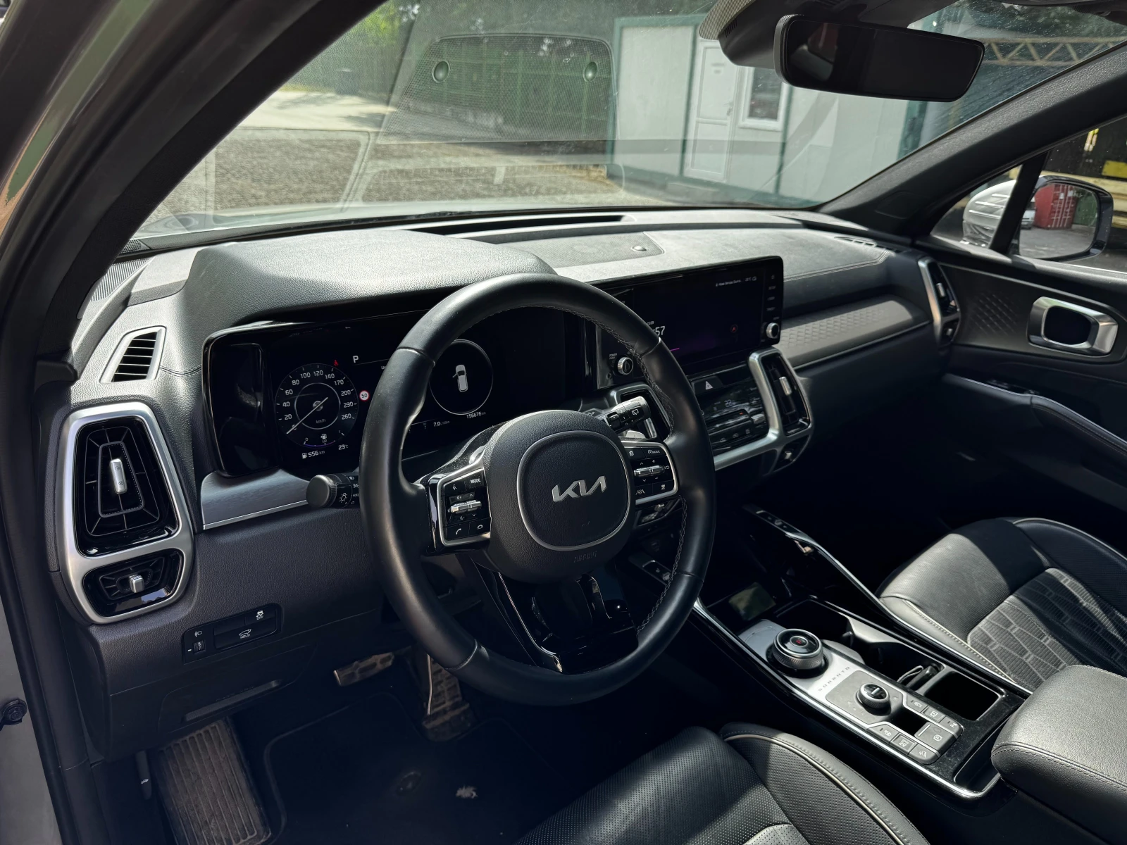 Kia Sorento AWD, снимка 6 - Автомобили и джипове - 56115831