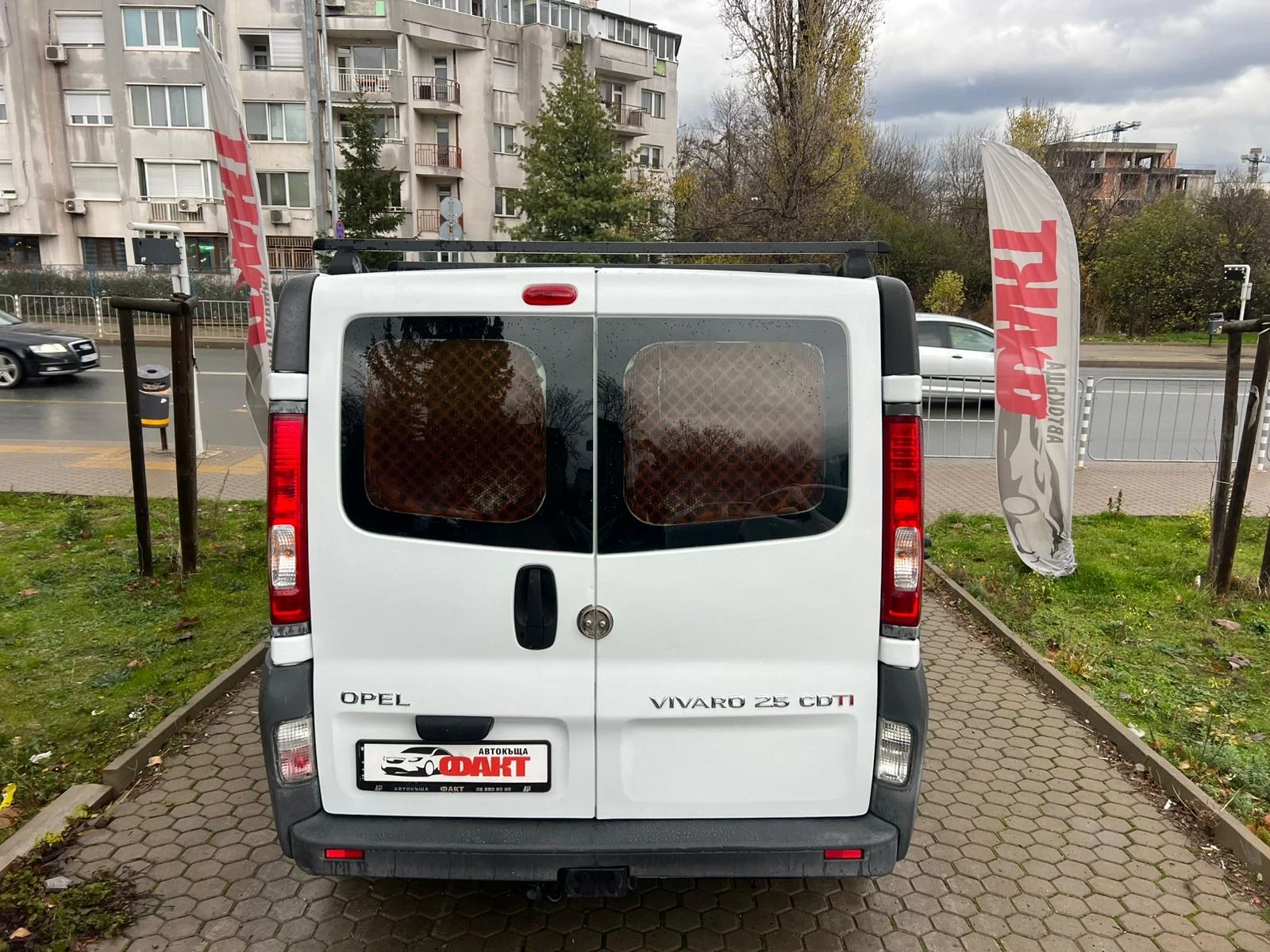 Opel Vivaro 2.5CDTi/РЕАЛНИ КМ ! ! ! - изображение 5