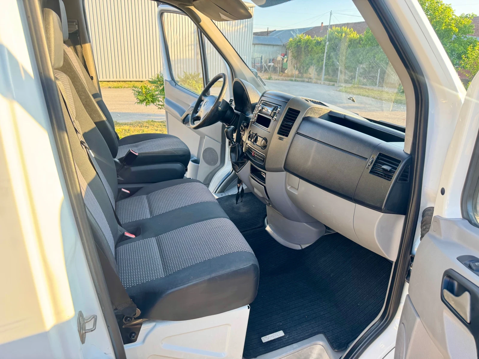 Mercedes-Benz Sprinter 5.10м.* СПЕЦИАЛЕН* OM646* ВЪЗДУШНИ ВЪЗГЛАВНИЦИ, снимка 13 - Бусове и автобуси - 55180831
