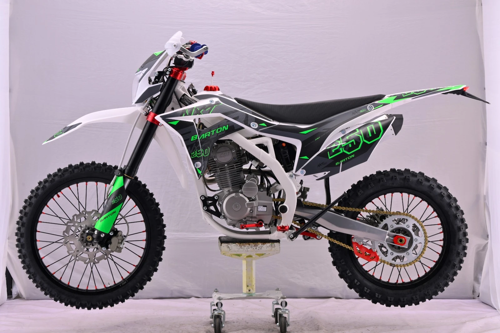 Barton OF-Road 250cc PRO 5 Скорости Ел.Стартер, снимка 2 - Мотоциклети и мототехника - 40742388