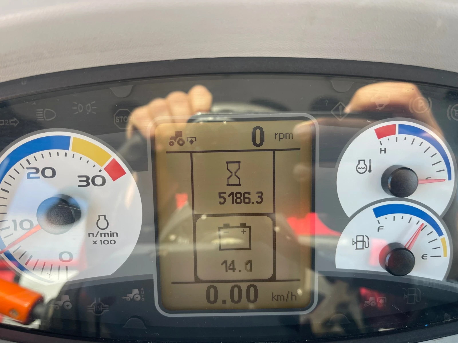 ������� New Holland T 5.105 | Mobile.bg � ����������� 12