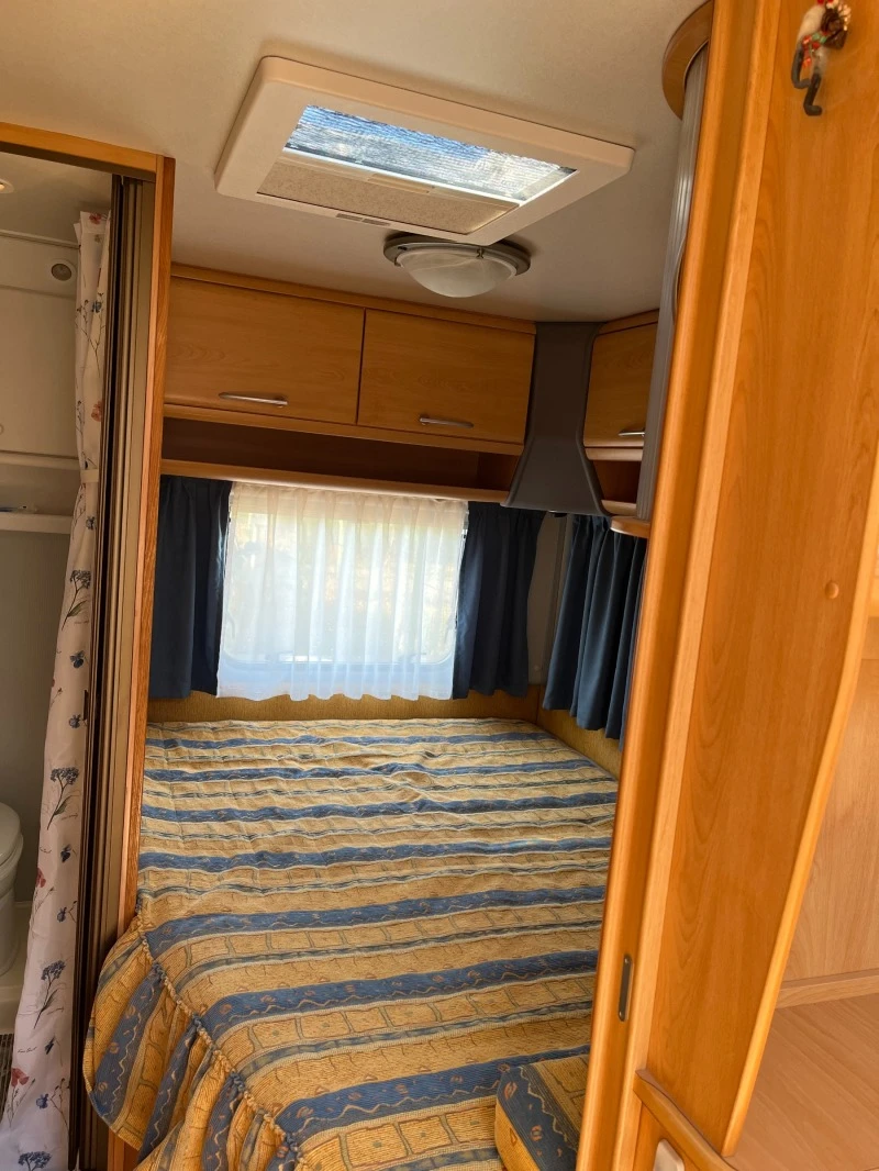 Каравана Knaus Sudwind 450 TF, снимка 6 - Каравани и кемпери - 47754487