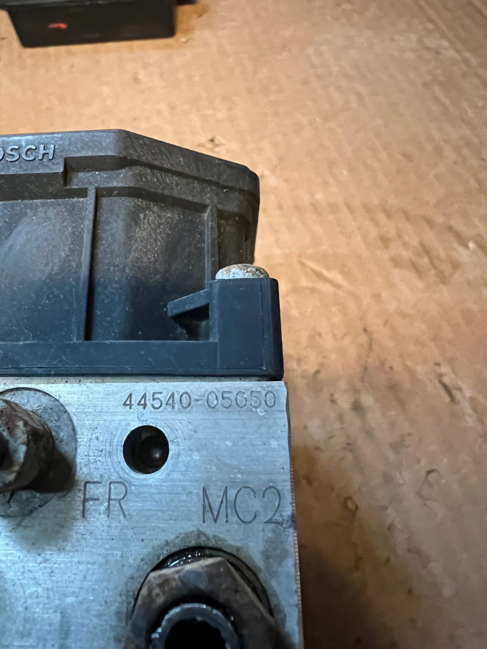 89541-05100 ABS ����� Toyota AVENSIS 44540-05050 0 265 225 387 | Mobile.bg � ����������� 3