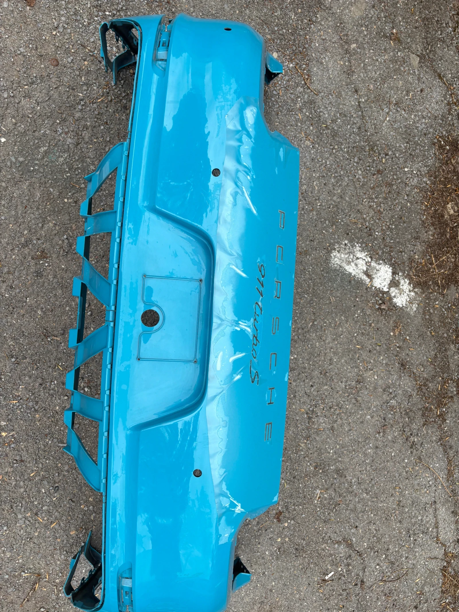 Задна броня Porsche 911 , снимка 2 - Части - 55406815