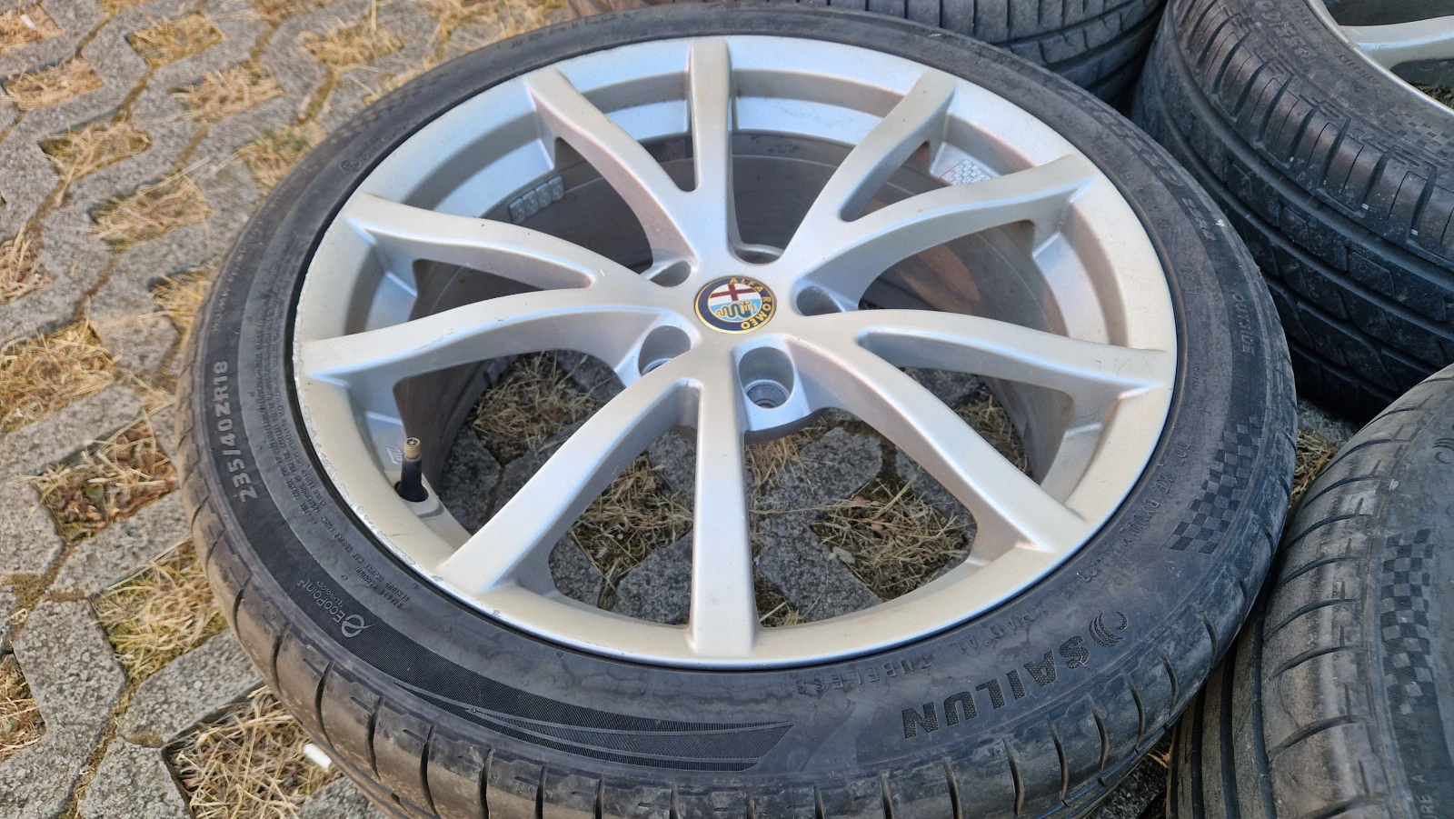 ���� � ������ 225/40R18 �� Alfa Romeo | Mobile.bg � ����������� 4