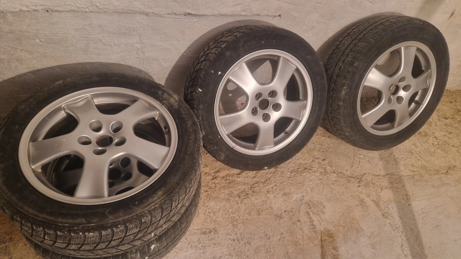 ���� � ������ 225/55R17 | Mobile.bg � ����������� 2