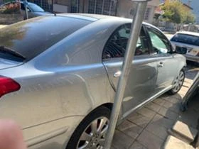 Toyota Avensis 2.0 D-4D 126кс. НА ЧАСТИ, снимка 3