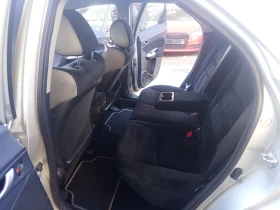 Honda Civic 1.8i Автоматик, снимка 9