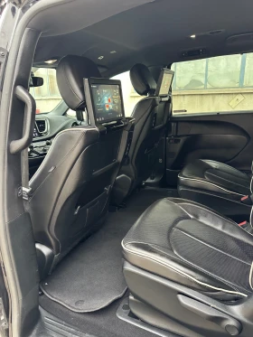 Chrysler Pacifica Plug-in hybrid Limited S, снимка 11