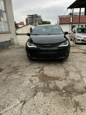 Chrysler Pacifica Plug-in hybrid Limited S, снимка 2