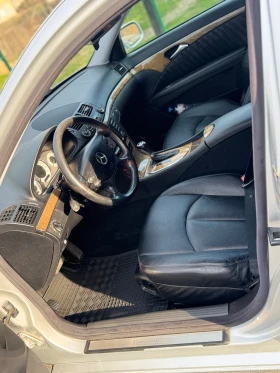 Mercedes-Benz E 320, снимка 11