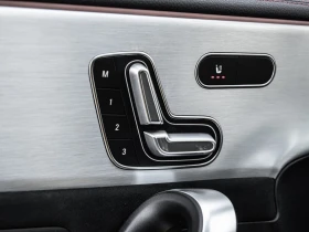 Mercedes-Benz CLA AMG* DIGITAL* ПАМЕТ* DISTRONIC* 360 CAM* PARK ASSI, снимка 11