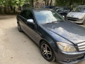 Mercedes-Benz 230, снимка 6