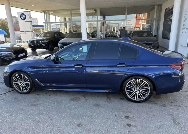 BMW 550 xDrive Sedan, снимка 3 - Автомобили и джипове - 48820613