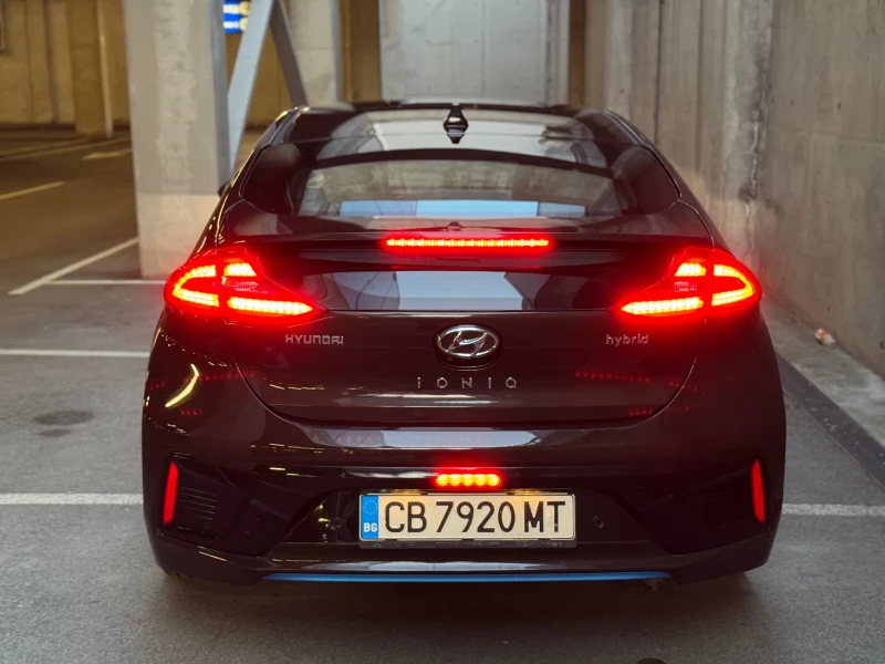 Hyundai Ioniq ОБСЛУЖЕНА на 26.09.2025, Гражданса, Каско!, снимка 5 - Автомобили и джипове - 52567934