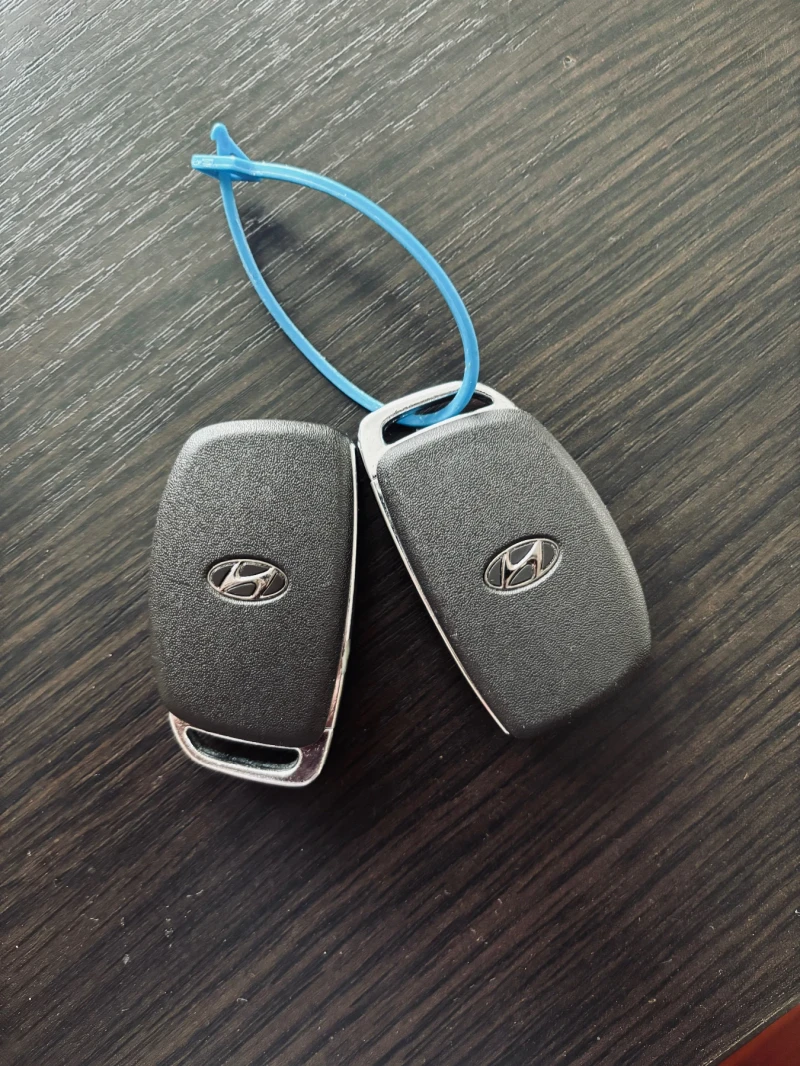 Hyundai Ioniq ОБСЛУЖЕНА на 26.09.2025, Гражданса, Каско!, снимка 14 - Автомобили и джипове - 52567934