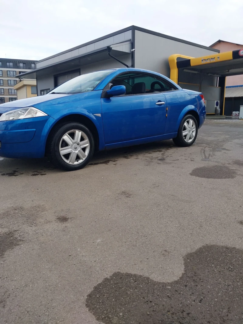 Renault Megane 1.9dci, снимка 4 - Автомобили и джипове - 52596625