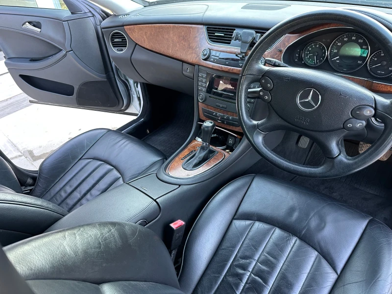Mercedes-Benz CLS 320 320 cdi 224hp, снимка 6 - Автомобили и джипове - 52727676