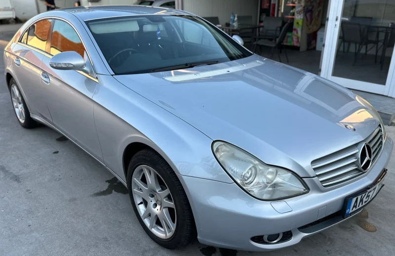 Mercedes-Benz CLS 320 320 cdi 224hp, снимка 3 - Автомобили и джипове - 52727676