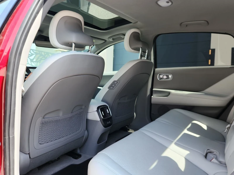 Hyundai Ioniq 6 77.4 KW, снимка 12 - Автомобили и джипове - 51619872