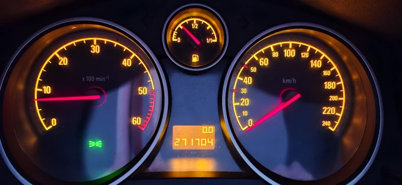 Opel Astra GTC ПАНОРАМА, снимка 11 - Автомобили и джипове - 52460204