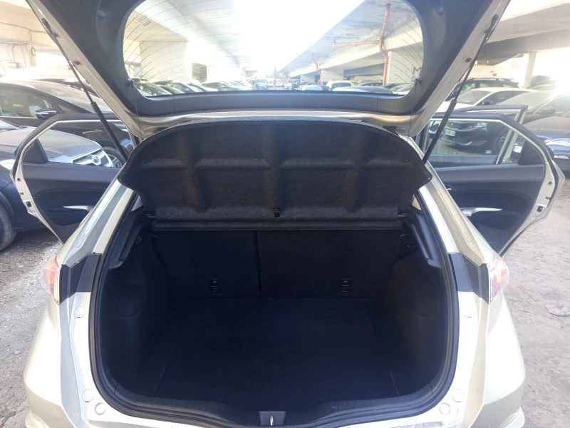 Honda Civic 1.8i Автоматик, снимка 10 - Автомобили и джипове - 53165724