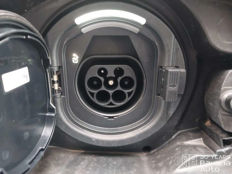 Mercedes-Benz GLC 63 AMG Performance Coupe SPEEDSHIFT Edition, снимка 13 - Автомобили и джипове - 53436310