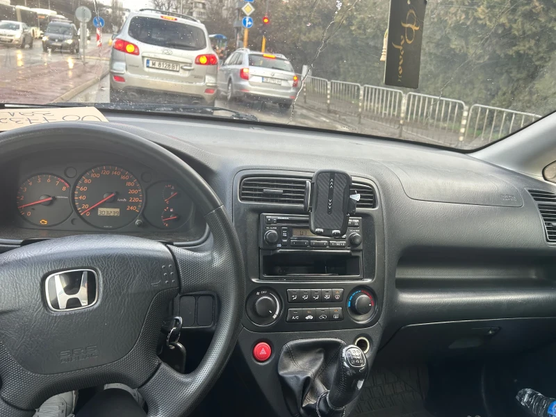 Honda Stream, снимка 7 - Автомобили и джипове - 53497767