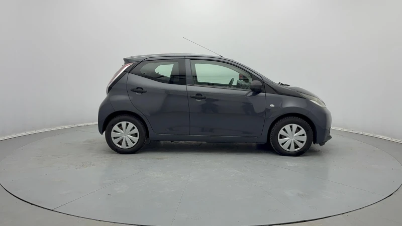 Toyota Aygo, снимка 8 - Автомобили и джипове - 53511190