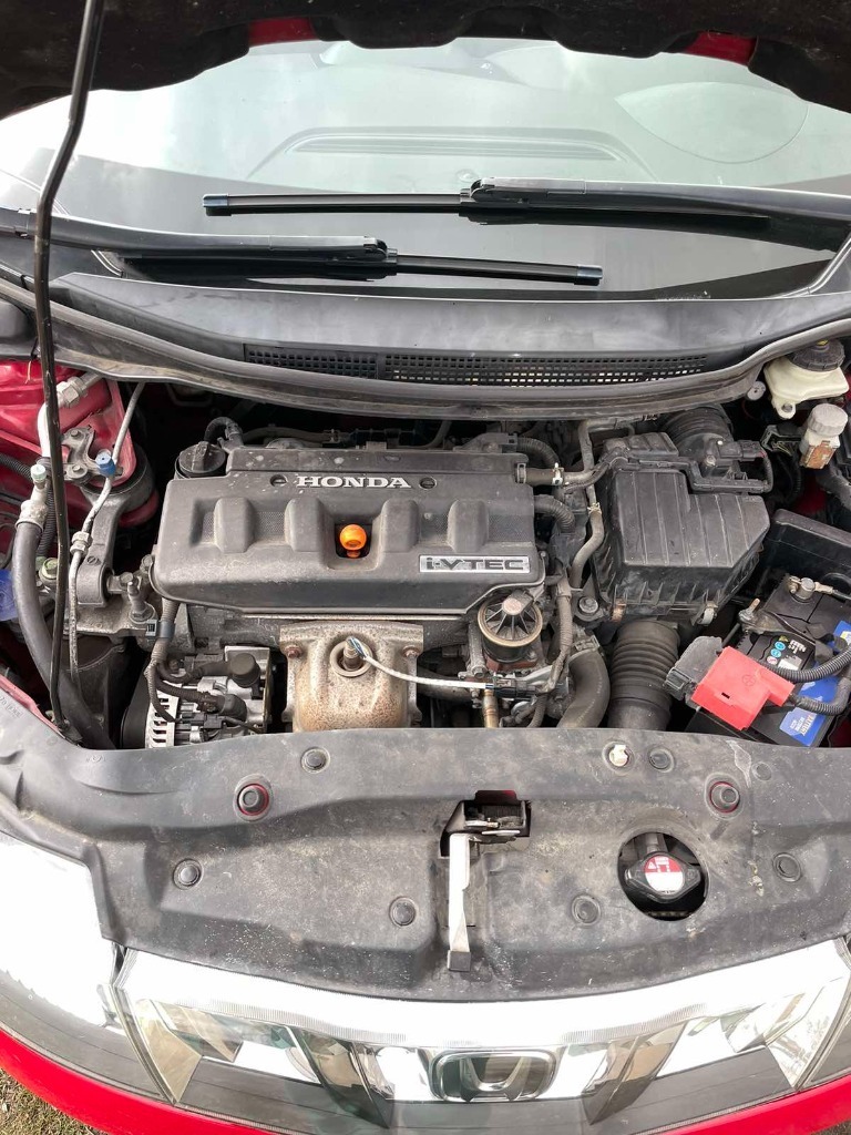 Honda Civic 1.8, снимка 4 - Автомобили и джипове - 43999048