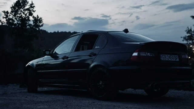 BMW 318 E46 - изображение 5