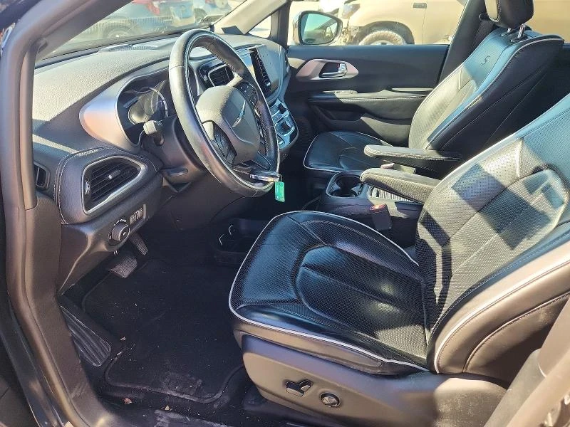 Chrysler Pacifica Plug-in hybrid Limited S, снимка 7 - Автомобили и джипове - 53715522