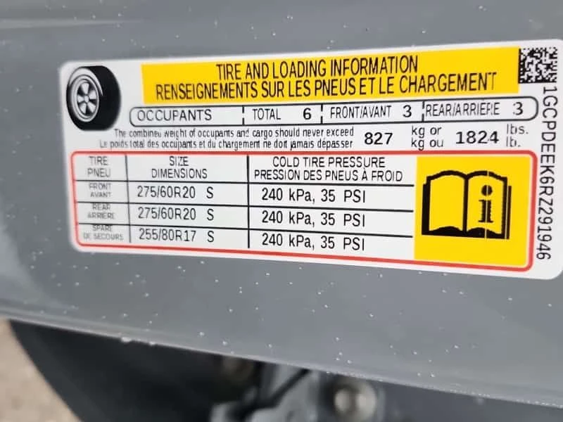 Chevrolet Silverado RST Crew Cab Sh  CARFAX, снимка 11 - Автомобили и джипове - 53866630