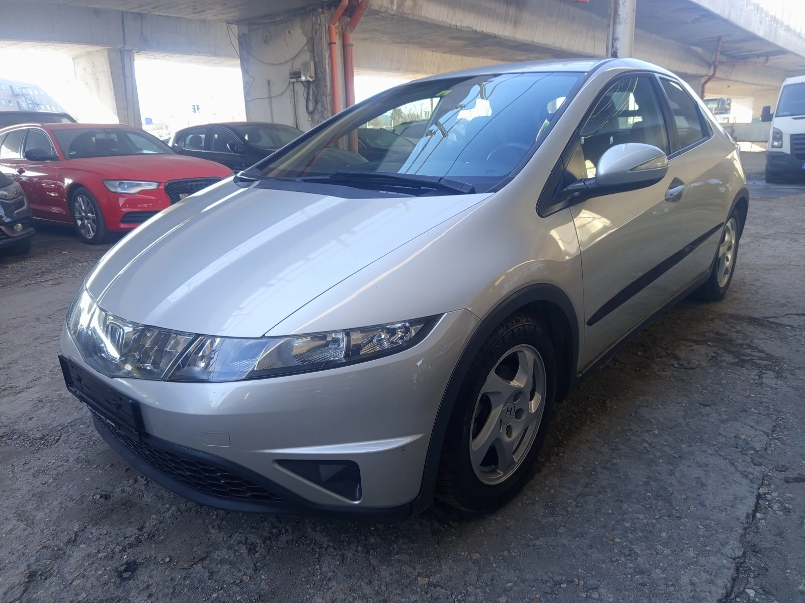 Honda Civic 1.8i Автоматик, снимка 1