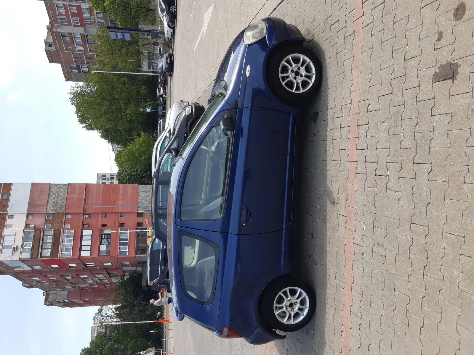 Toyota Yaris  - изображение 3