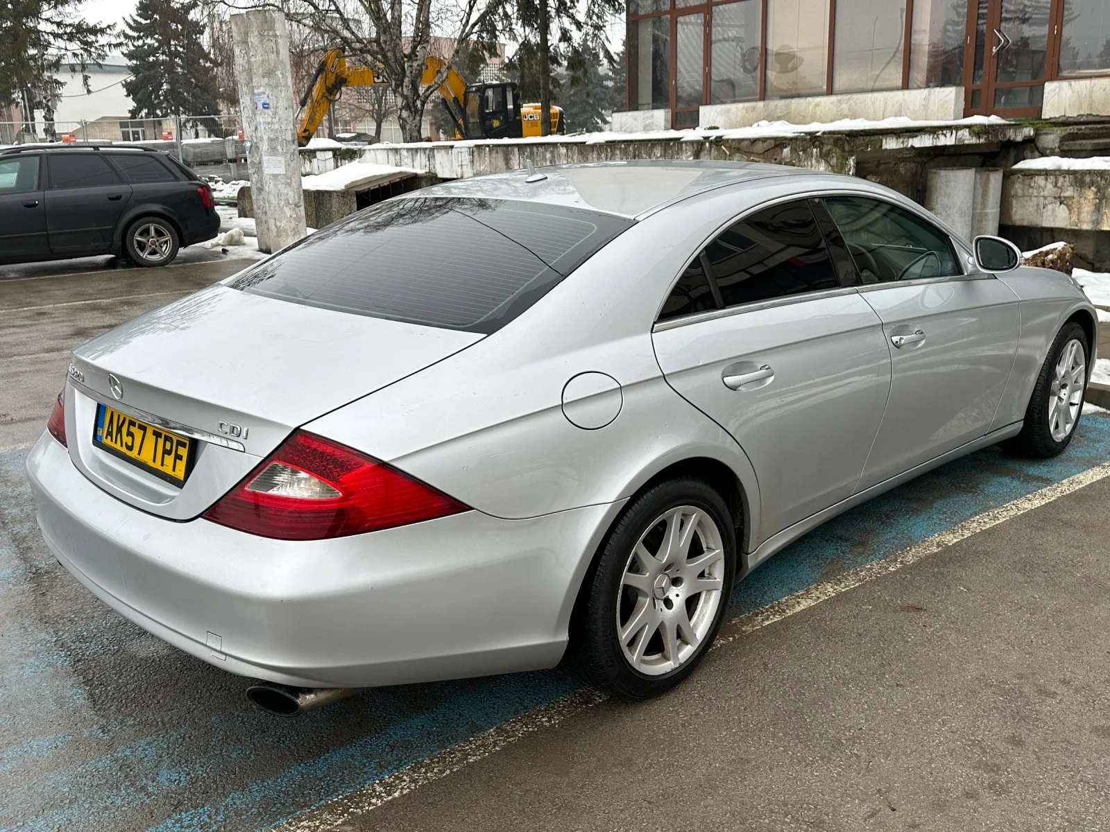 Mercedes-Benz CLS 320 320 cdi 224hp - изображение 4