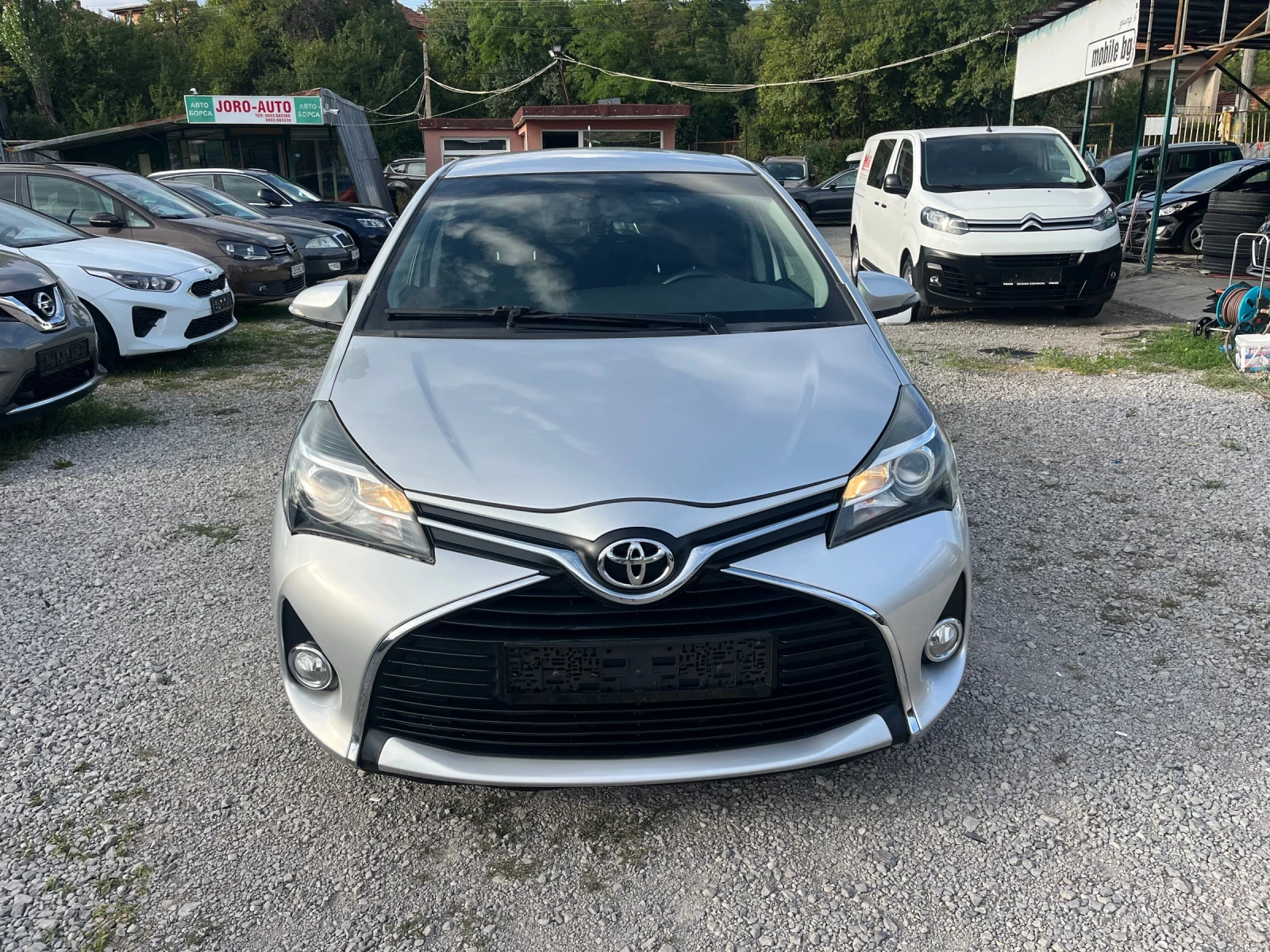 Toyota Yaris 1.4 D4D Euro6b - изображение 2