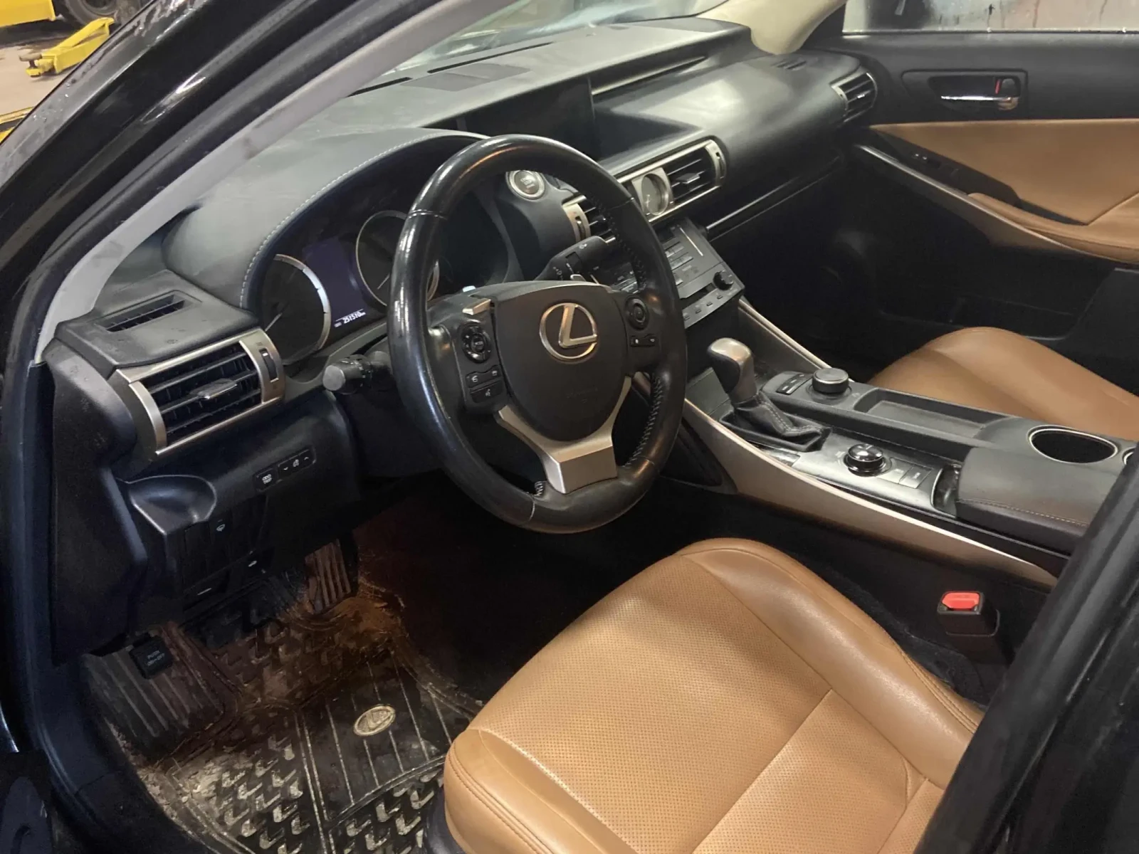 Lexus IS 250 AWD CARFAX АВТО КРЕДИТ  - изображение 6