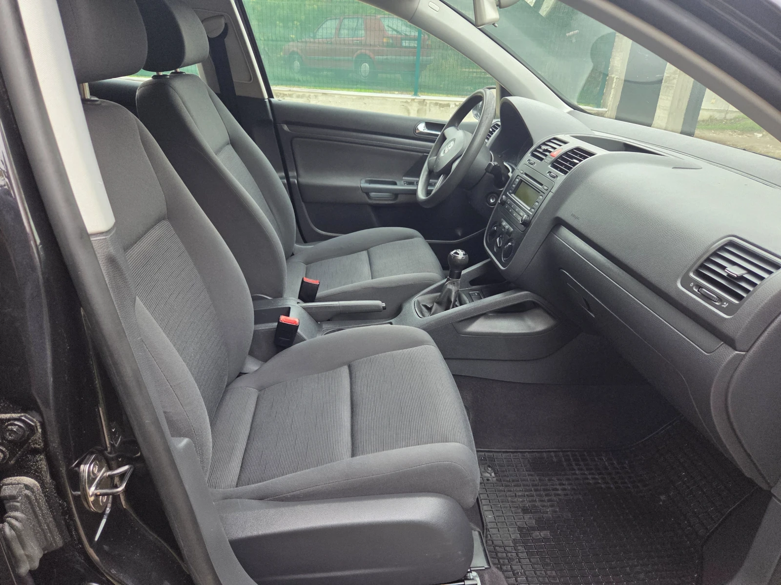 VW Golf  - изображение 10