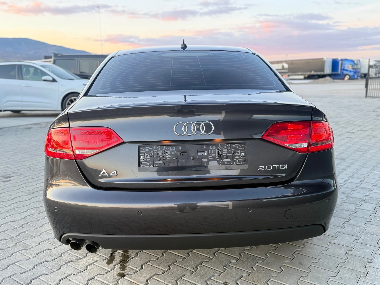 Audi A4 2.0TDI 143 ks DSG Собствен лизинг !!! - изображение 6