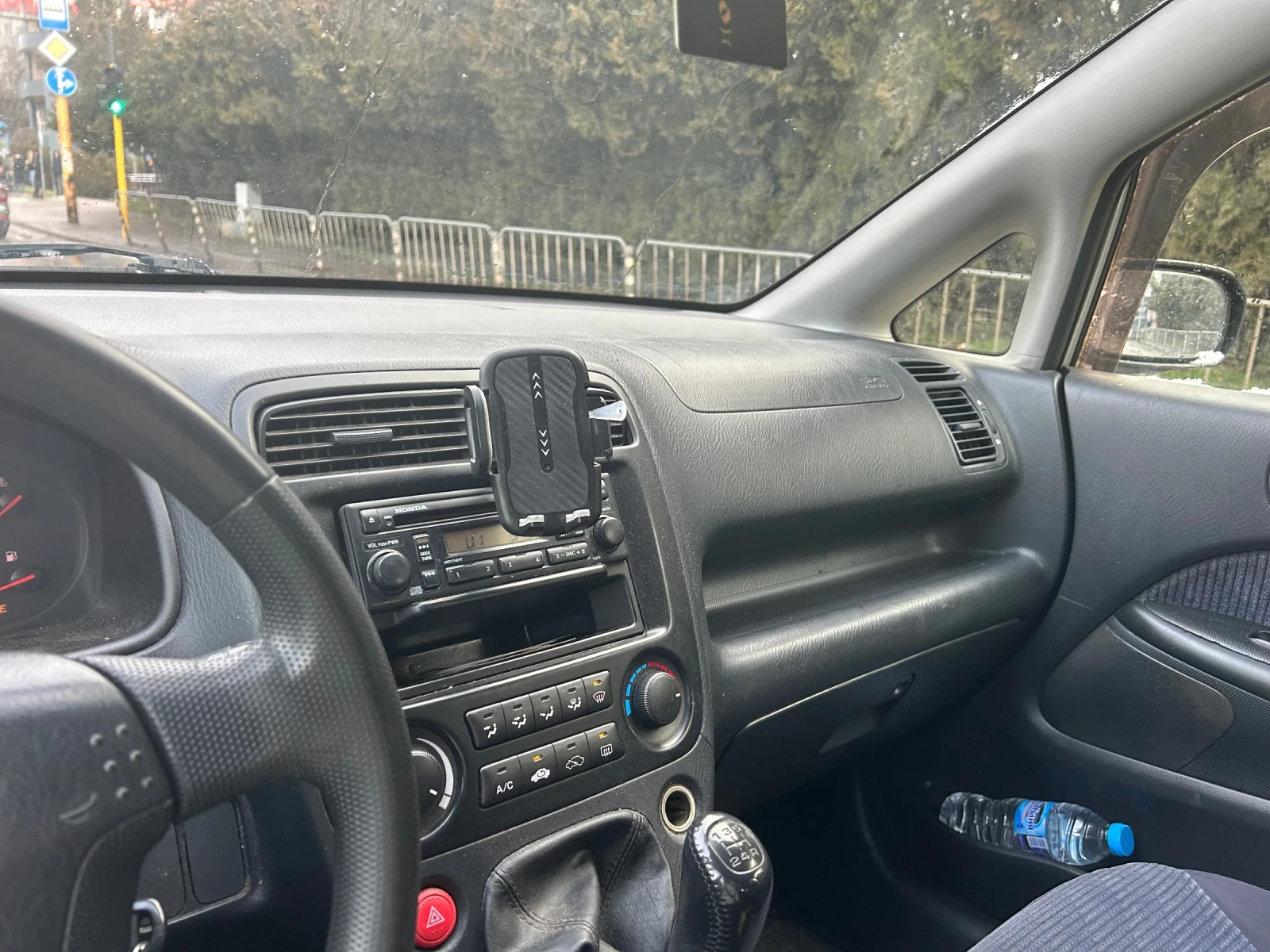 Honda Stream  - изображение 8