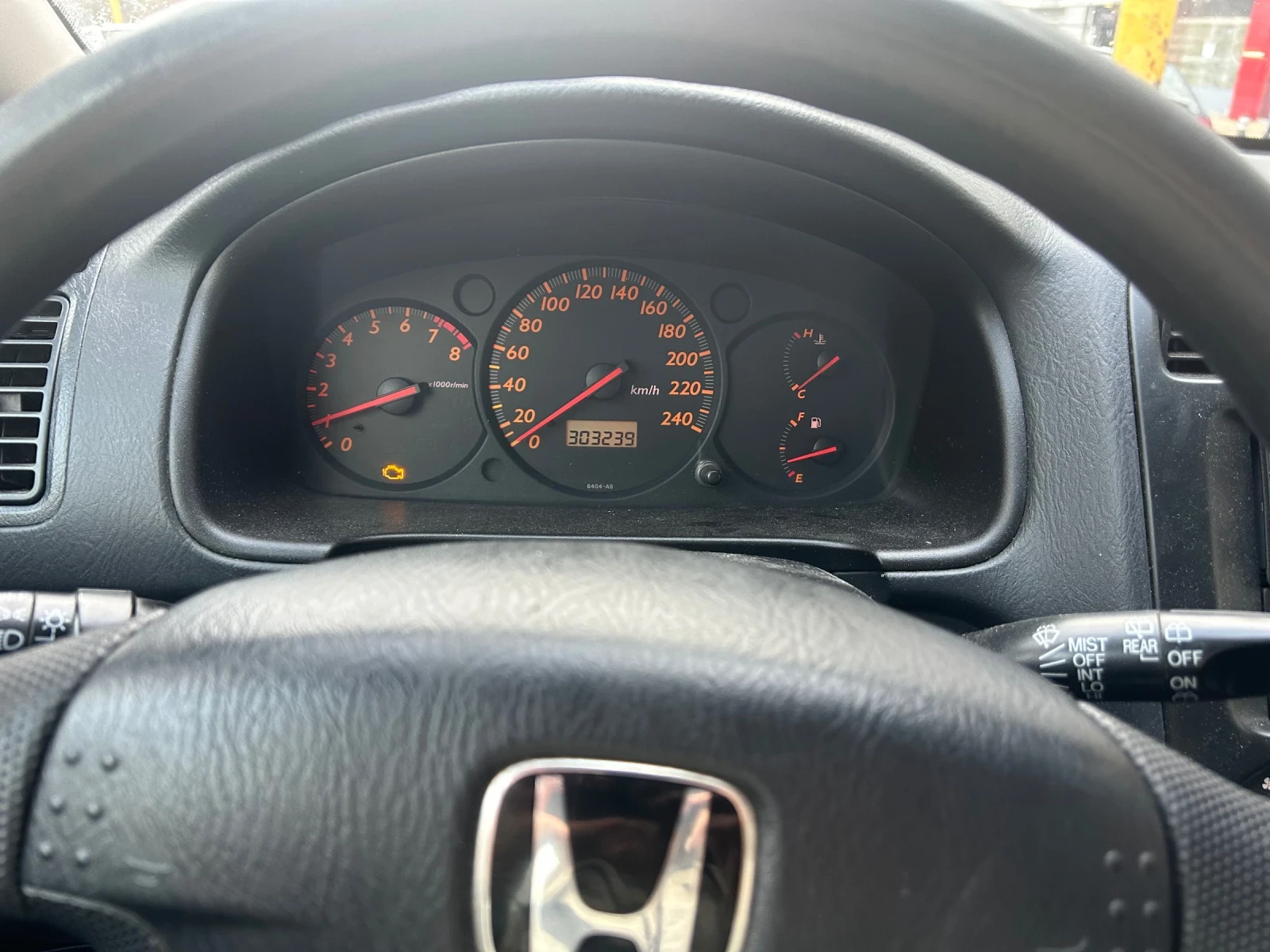 Honda Stream  - изображение 6