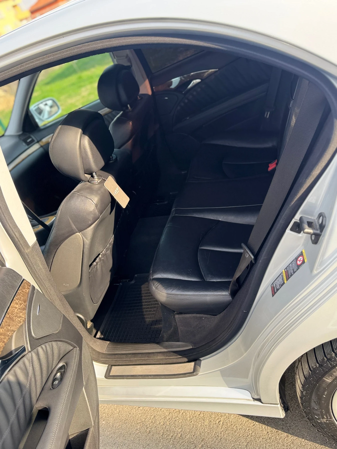 Mercedes-Benz E 320, снимка 8 - Автомобили и джипове - 53779434