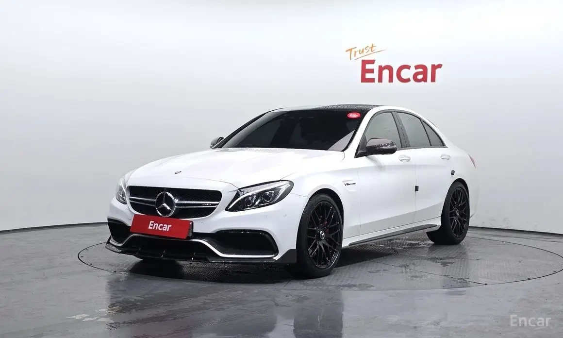 Mercedes-Benz C 63 AMG S* BURMASTER* KEYLESS GO* PANO* HEAD-UP* 360* КРАЙ | Auto.bg — изображение 1