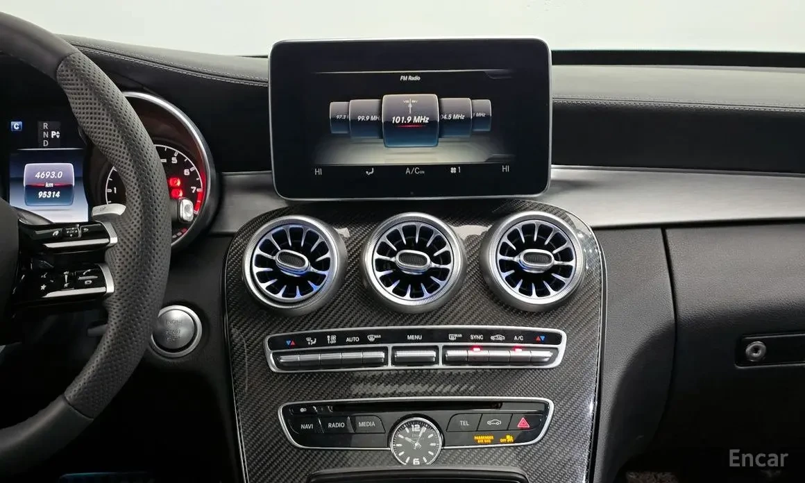 Mercedes-Benz C 63 AMG S* BURMASTER* KEYLESS GO* PANO* HEAD-UP* 360* КРАЙ, снимка 10 - Автомобили и джипове - 54170018