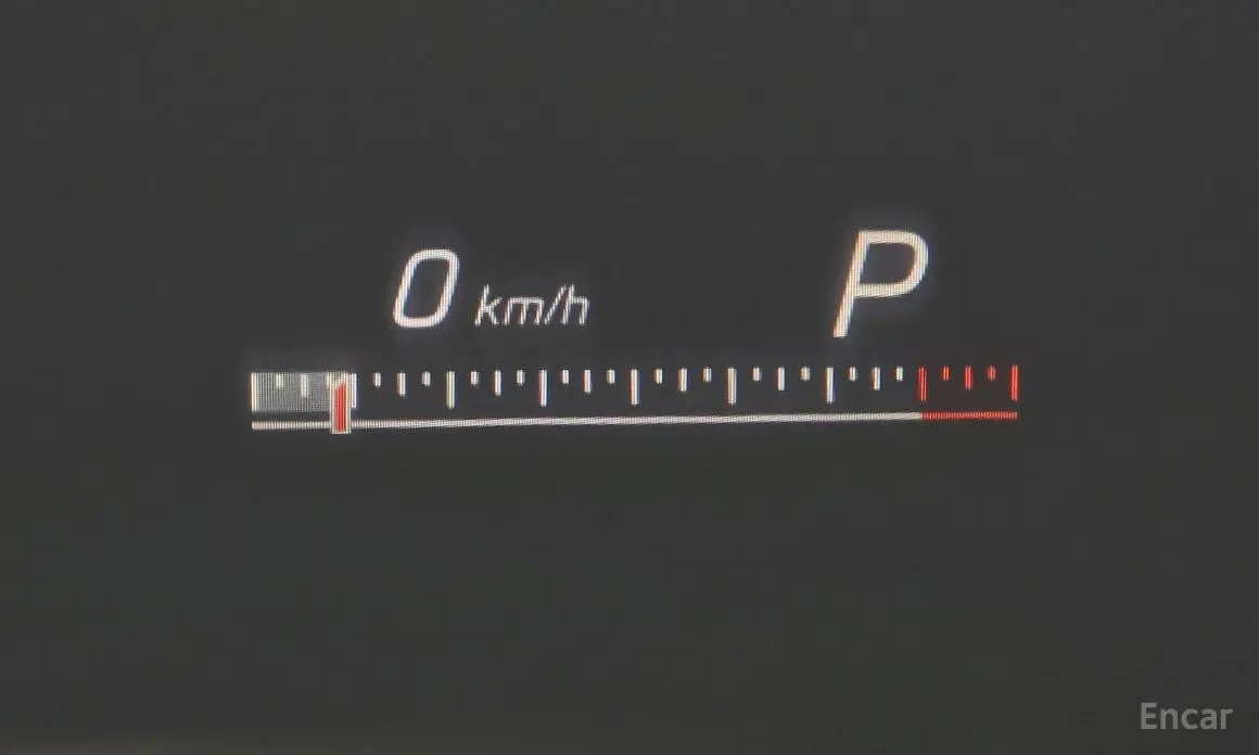 Mercedes-Benz C 63 AMG S* BURMASTER* KEYLESS GO* PANO* HEAD-UP* 360* КРАЙ, снимка 12 - Автомобили и джипове - 54170018