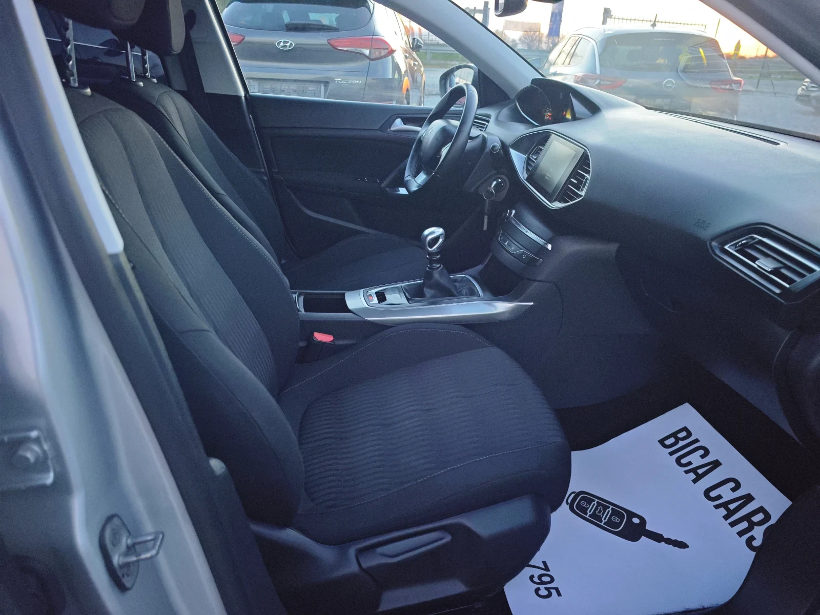 Peugeot 308 2.0e-hdi , снимка 14 - Автомобили и джипове - 54263674